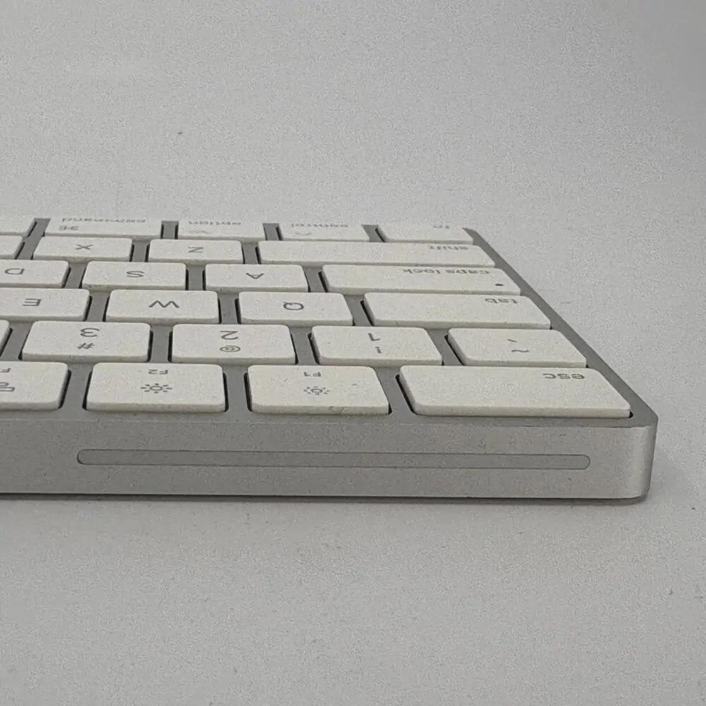 Apple Magic Keyboard A1644 Wireless Bluetooth Keyboard Silver White